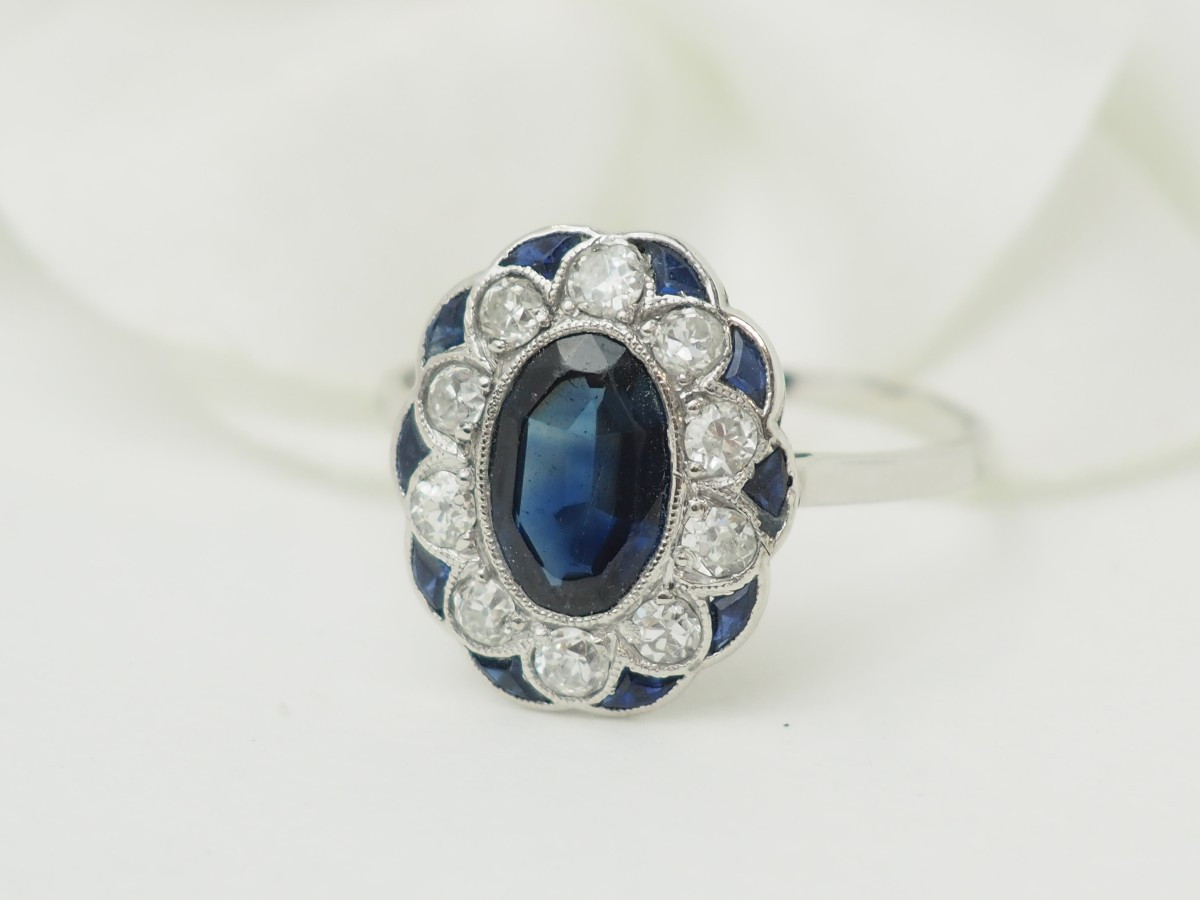 Bague Ancienne Pompadour Saphir 1,80ct Diamants 0,50ct Or Blanc Art Déco-photo-2