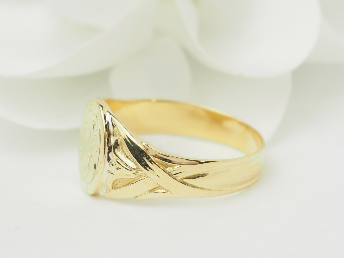 Engraved 18k Yellow Gold Chevalière-photo-3