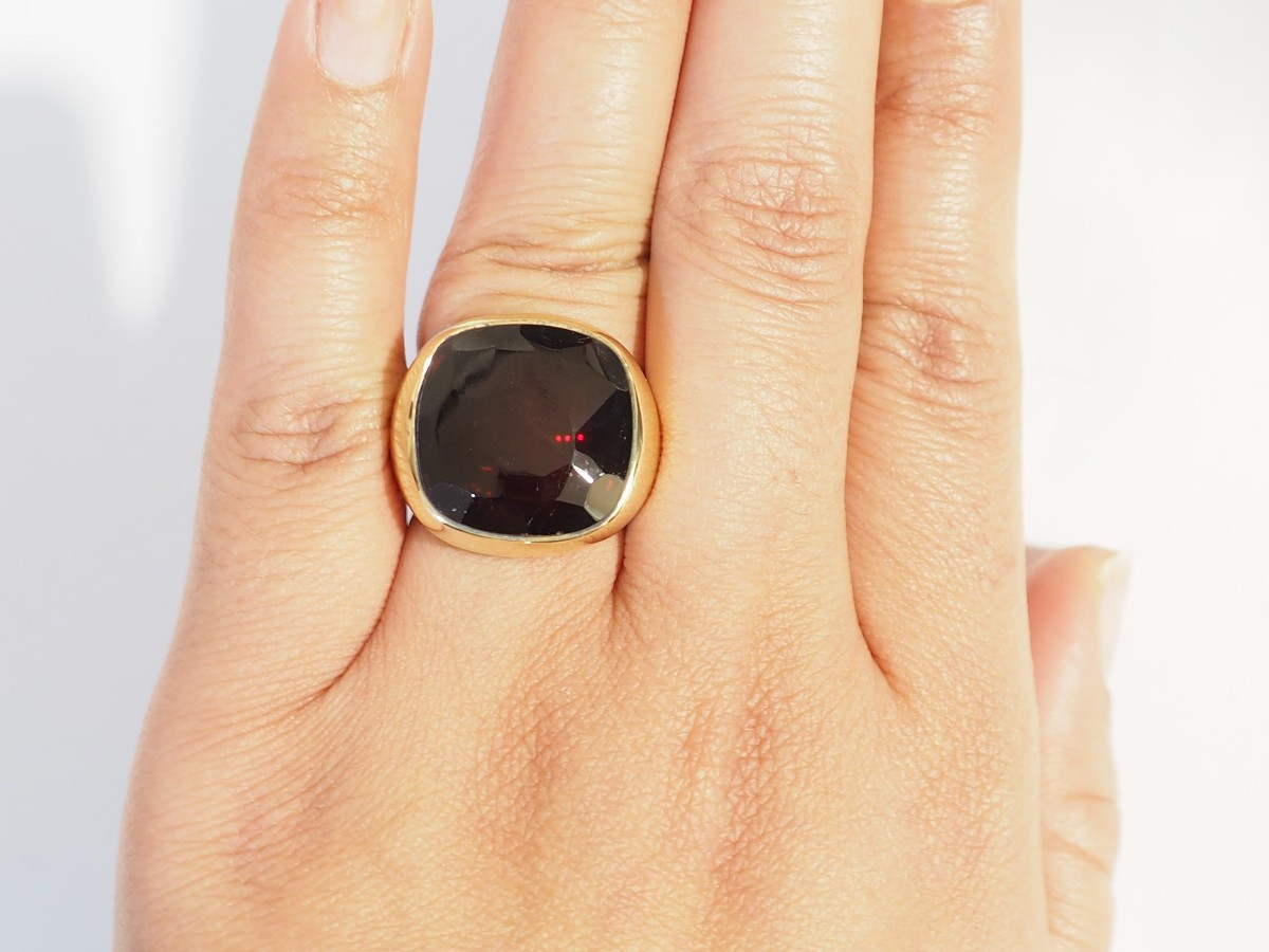 Bague Pomellato Victoria en or jaune et Grenat almandin-photo-2