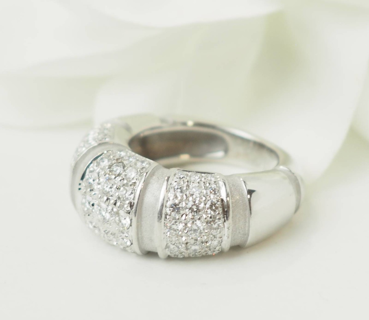 Bague Pavage Mauboussin Nadja en or blanc et diamants-photo-3