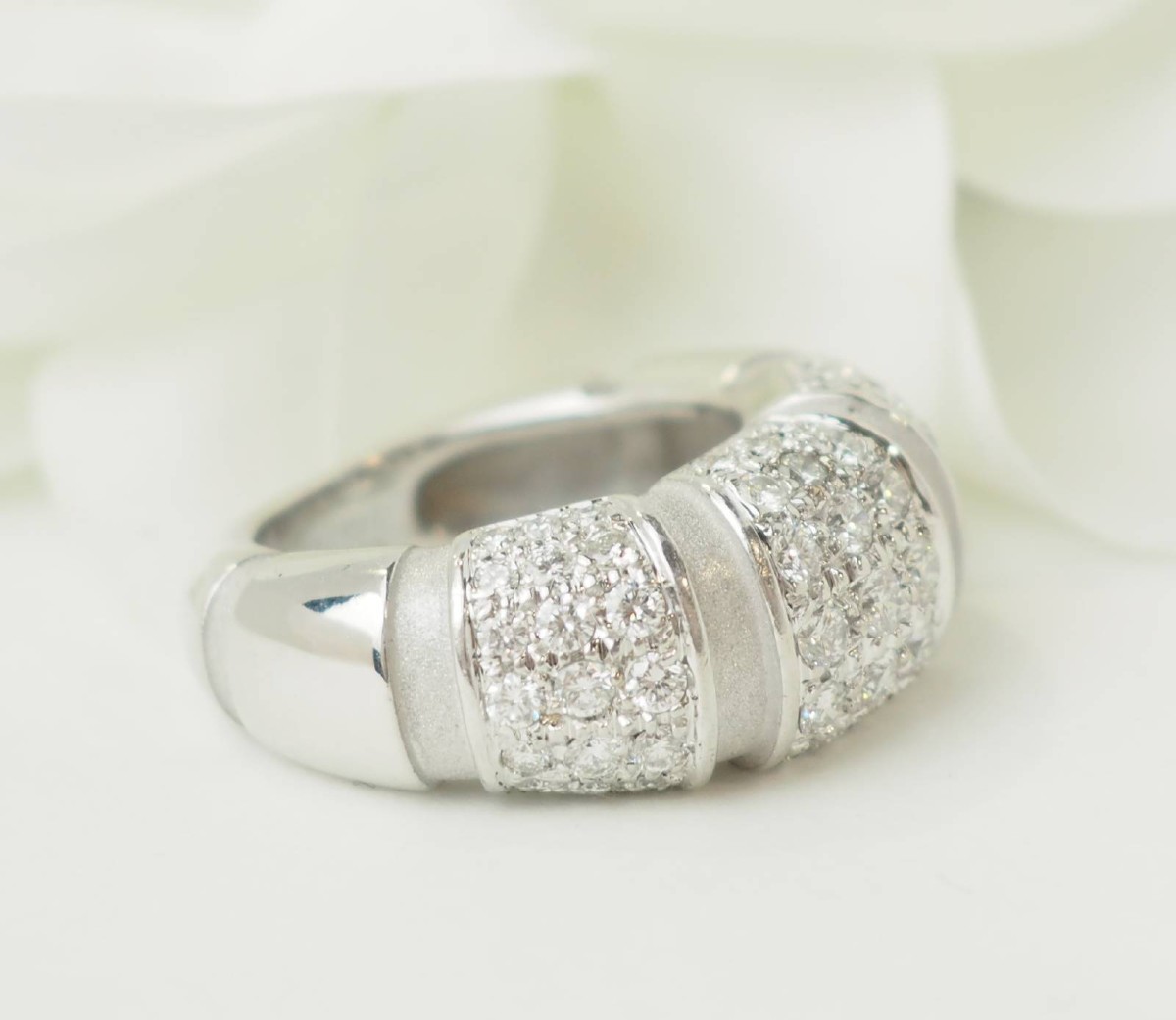 Bague Pavage Mauboussin Nadja en or blanc et diamants-photo-4