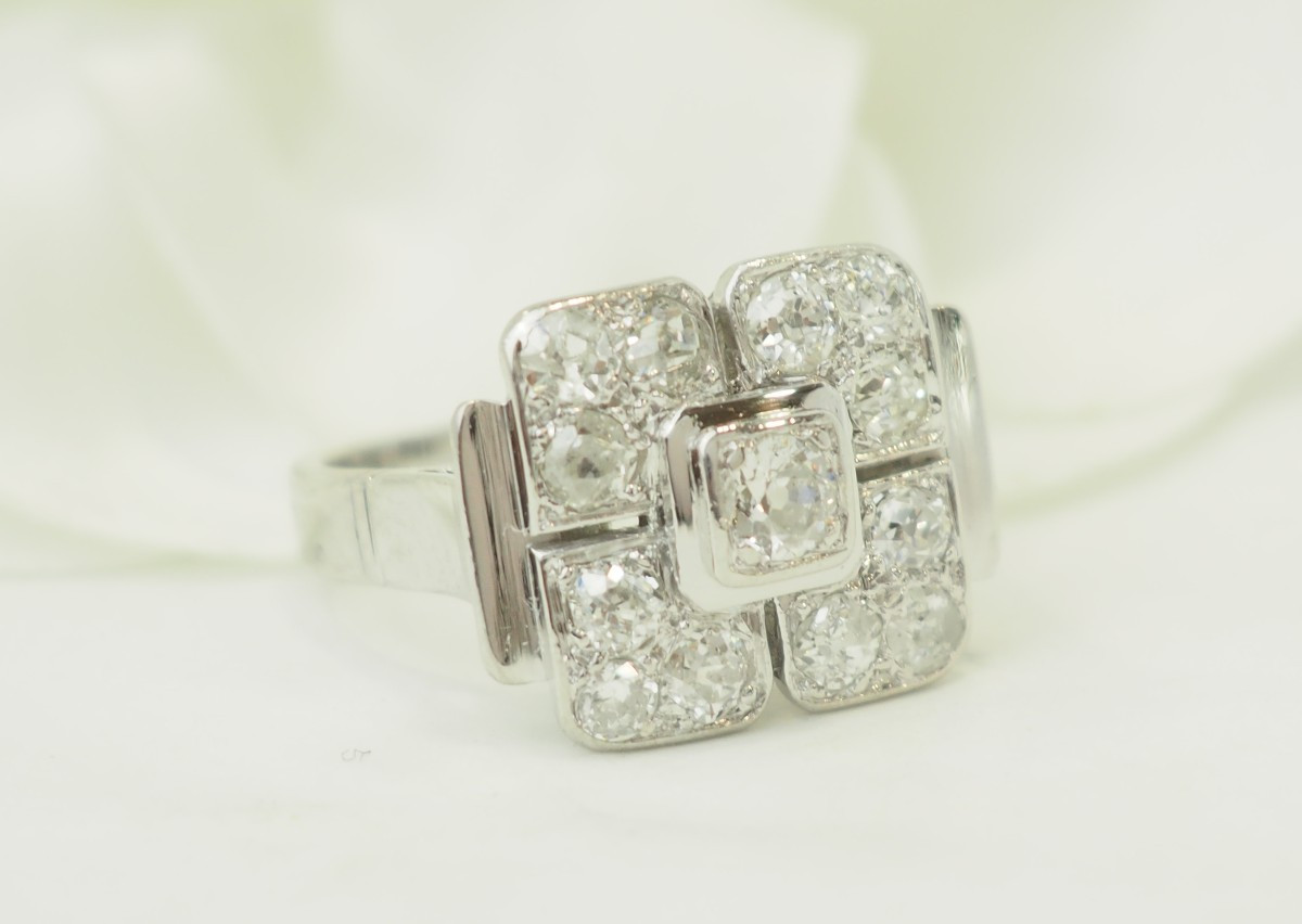 Bague Art Déco en or blanc 18 carats et diamants taille ancienne– 1,20 ct -photo-4