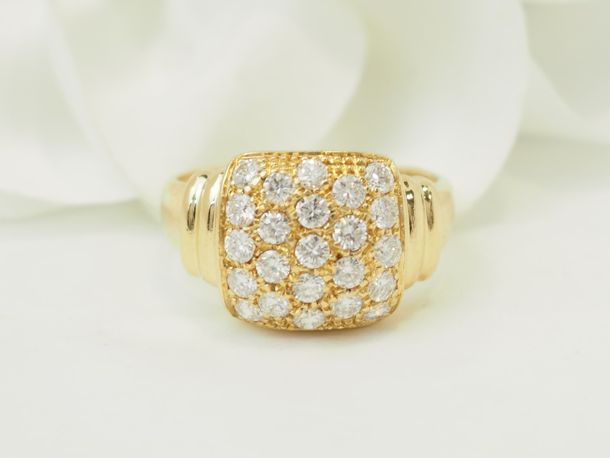 0.90ct Diamond-paved Ring In Yellow Gold