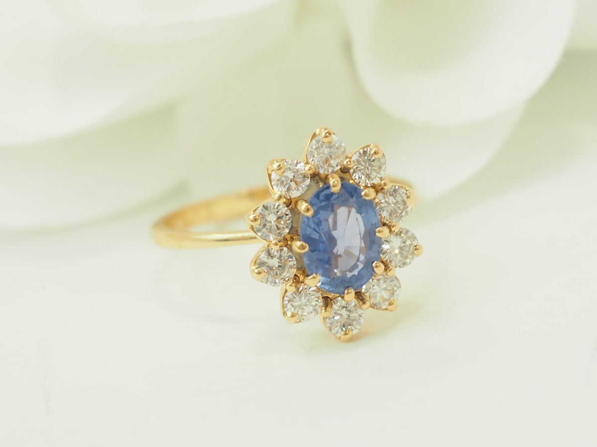 Ring In Yellow Gold, 1ct Ceylon Sapphire And Diamonds-photo-3
