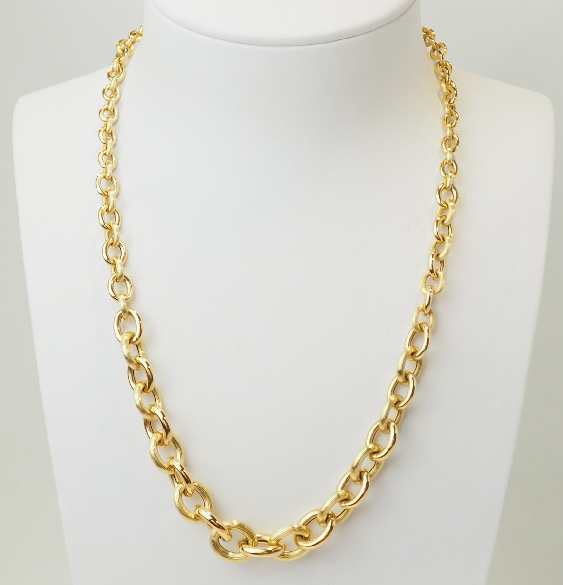Collier chaîne maille ronde en chute – Or jaune 18 carats