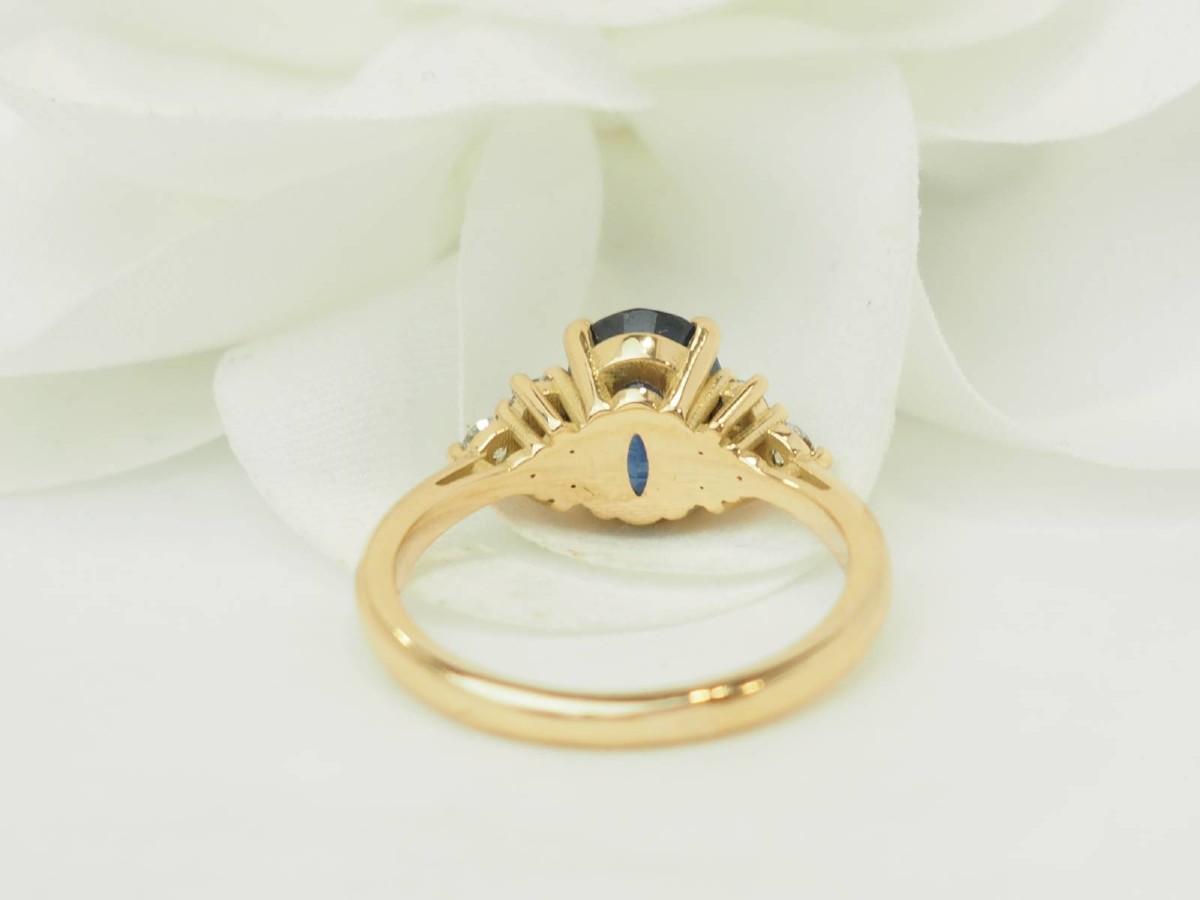 Bague saphir naturel 2,45 ct et diamants en or jaune-photo-3