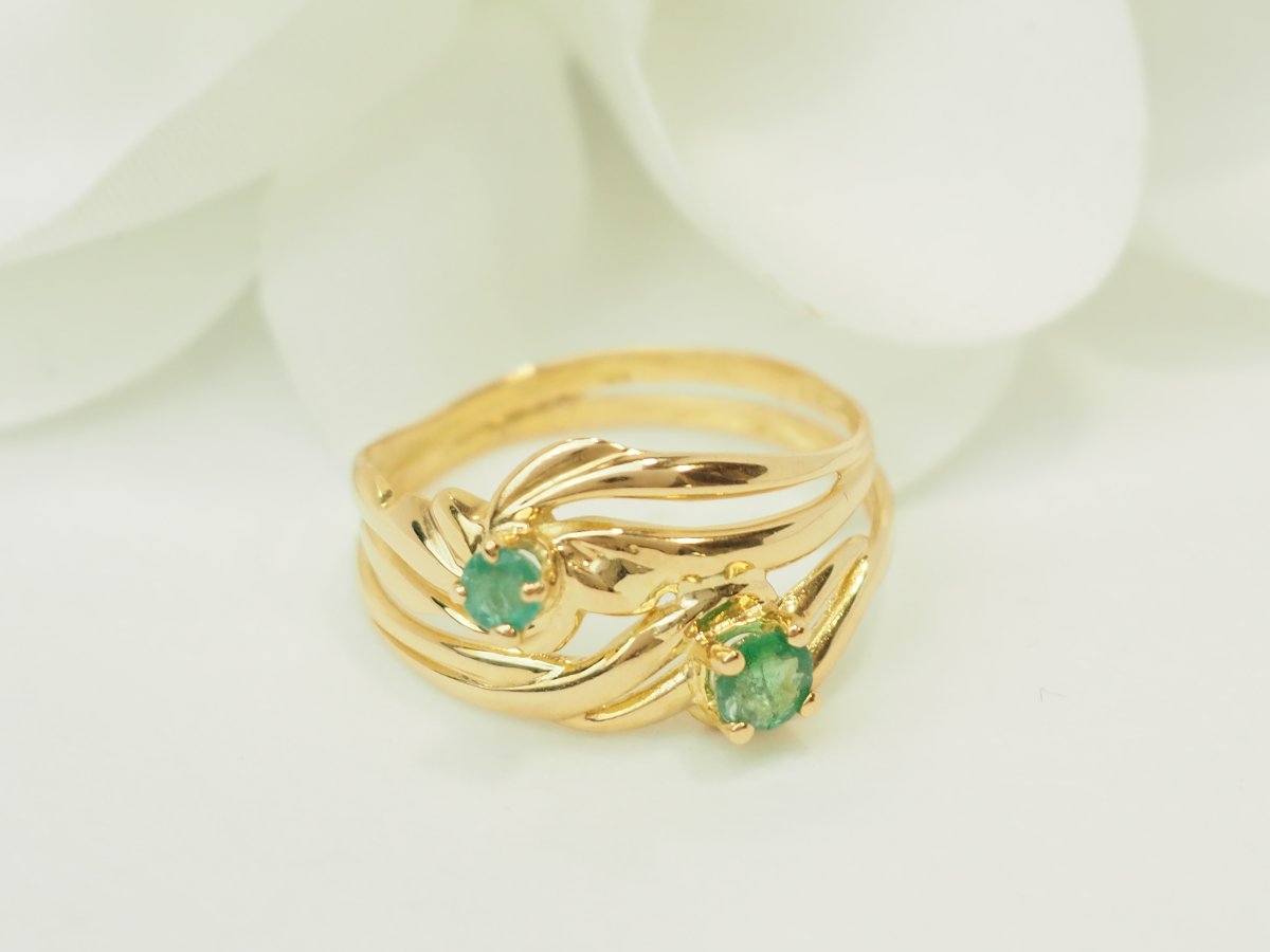 Bague vintage en or jaune 18 carats sertie de deux émeraudes naturelles -photo-3