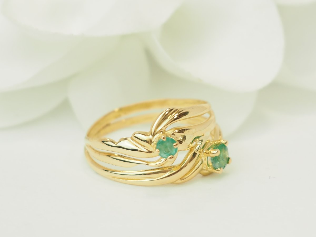 Bague vintage en or jaune 18 carats sertie de deux émeraudes naturelles -photo-4