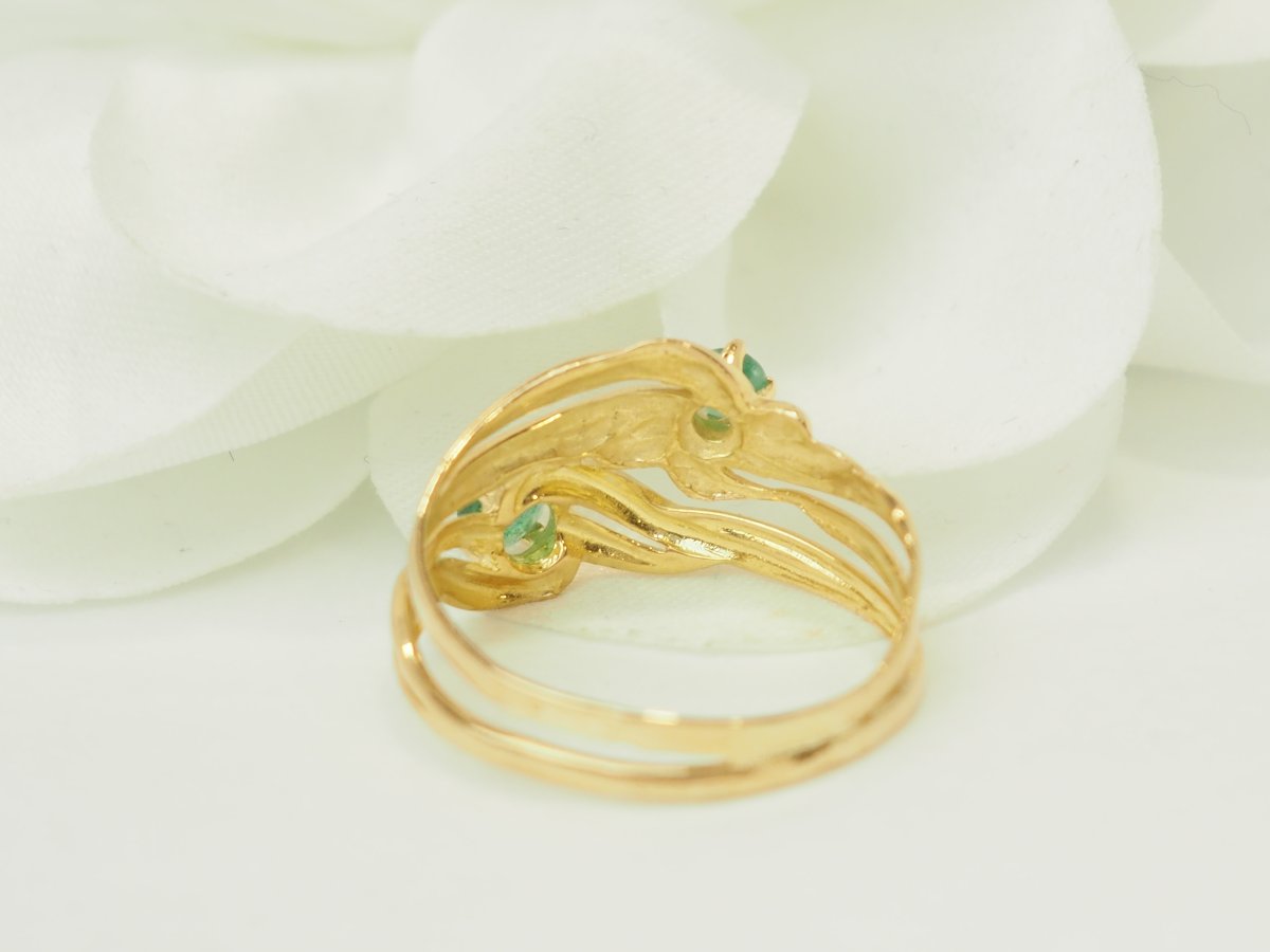 Bague vintage en or jaune 18 carats sertie de deux émeraudes naturelles -photo-2
