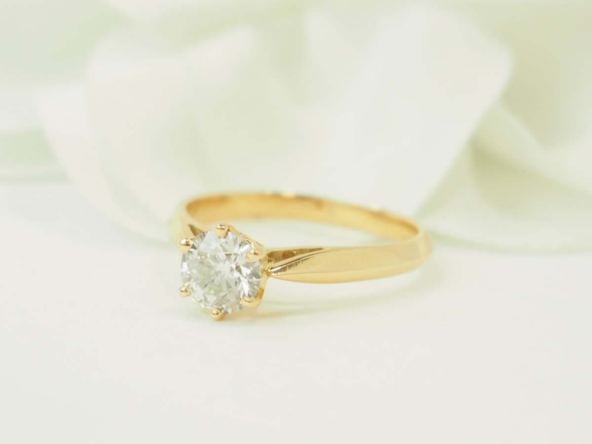 0.74 Carat Lfg-certified Diamond Solitaire In Yellow Gold-photo-3