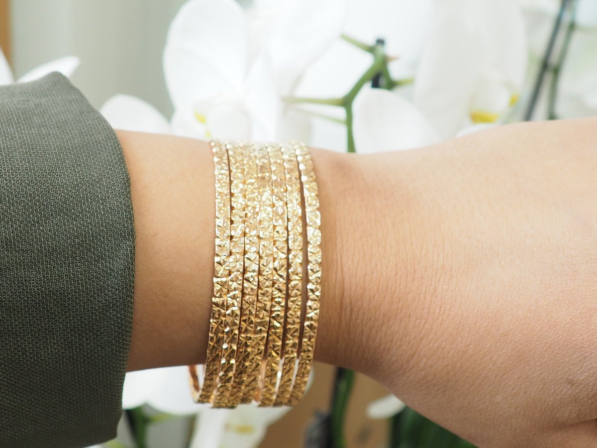 Chased Yellow Gold Semainier Bracelet-photo-2