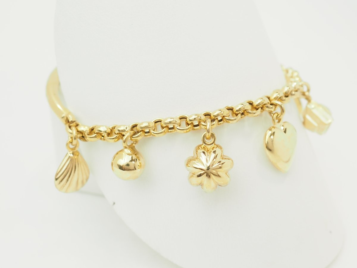 18-karat Yellow Gold Charm Bracelet – Heart, Seashell, And Pearl Charms-photo-3