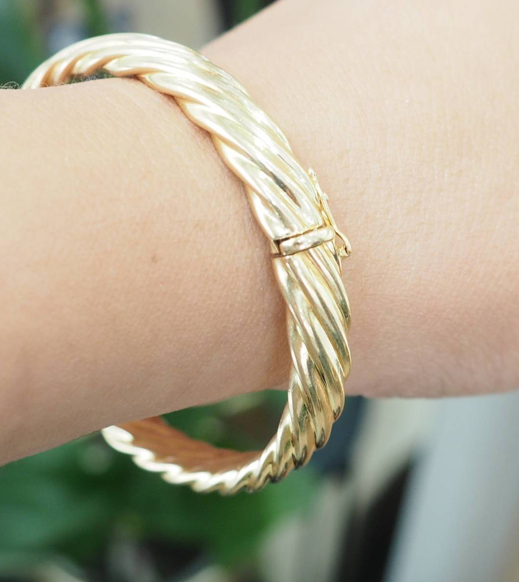 Bracelet jonc torsadé en or jaune -photo-2