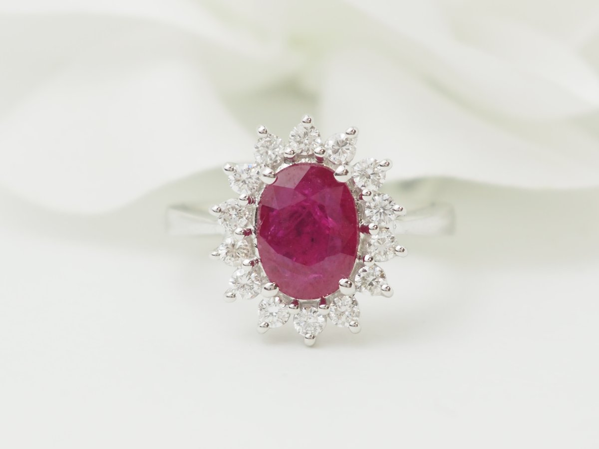 White Gold Band Ring With A 1.91-carat Ruby And Diamonds 