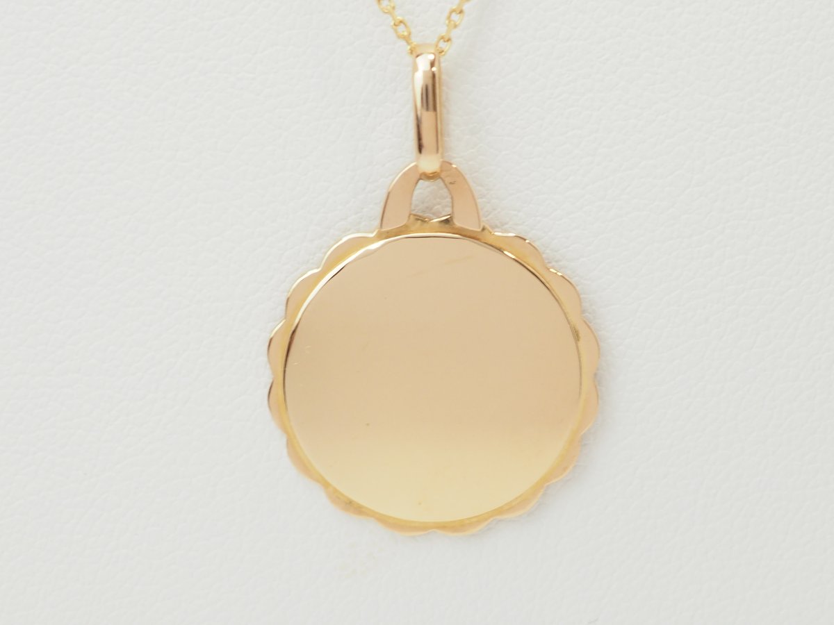 Pendentif Augis "Plus qu'hier, moins que demain" en or jaune-photo-1