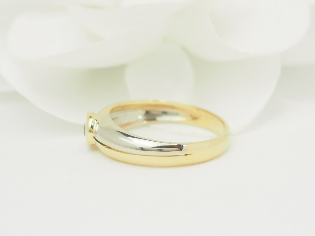 Bague deux ors 750 saphir 0,10 ct serti clos-photo-2