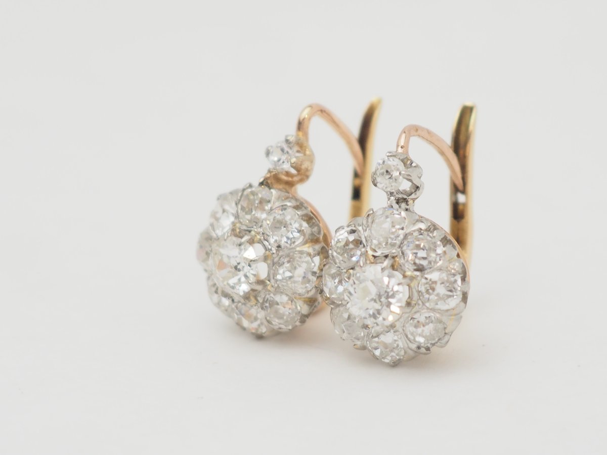 Dormeuses marguerite anciennes en or, platine et diamants – 2,20 ct-photo-3