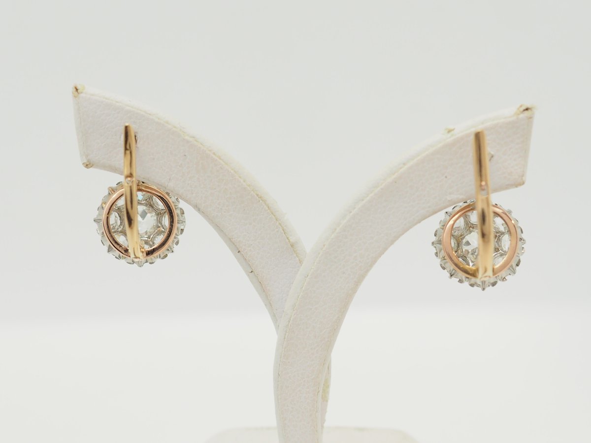Dormeuses marguerite anciennes en or, platine et diamants – 2,20 ct-photo-4