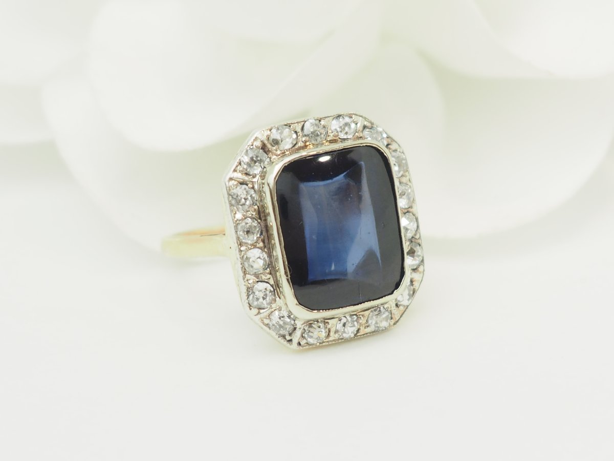 Vintage Art Nouveau Ring With A Verneuil Sapphire And Diamonds-photo-3