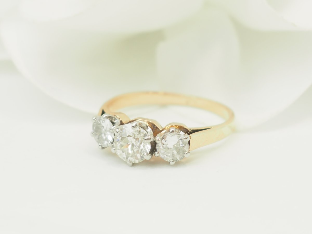 Bague ancienne trilogie en or jaune, platine et diamants-photo-3