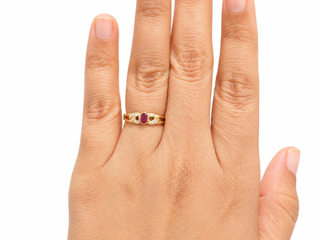 Bague vintage rubis ovale 0,20 ct et diamants – Or 750-photo-2