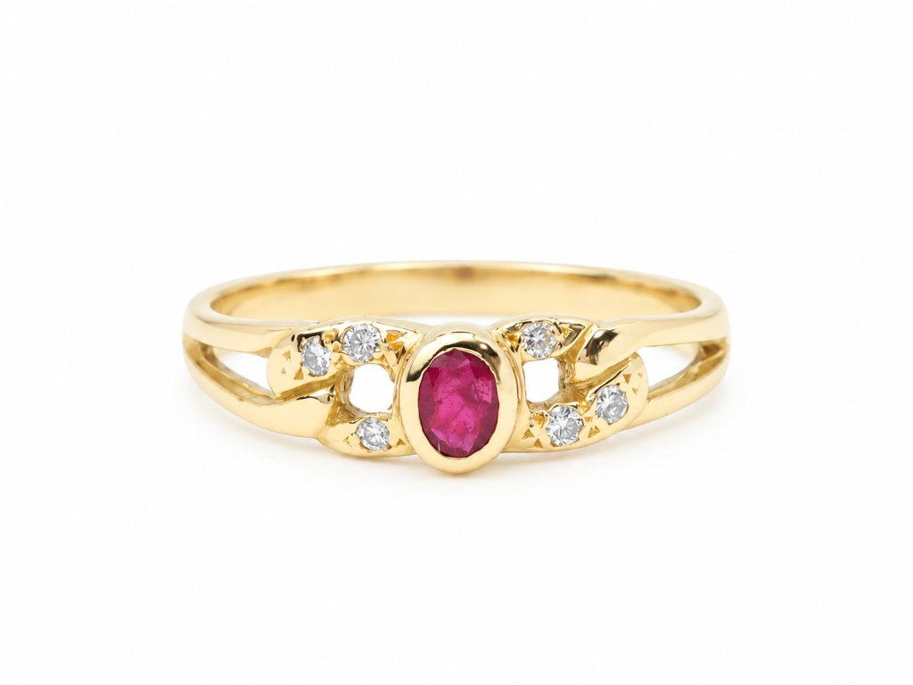 Bague vintage rubis ovale 0,20 ct et diamants – Or 750