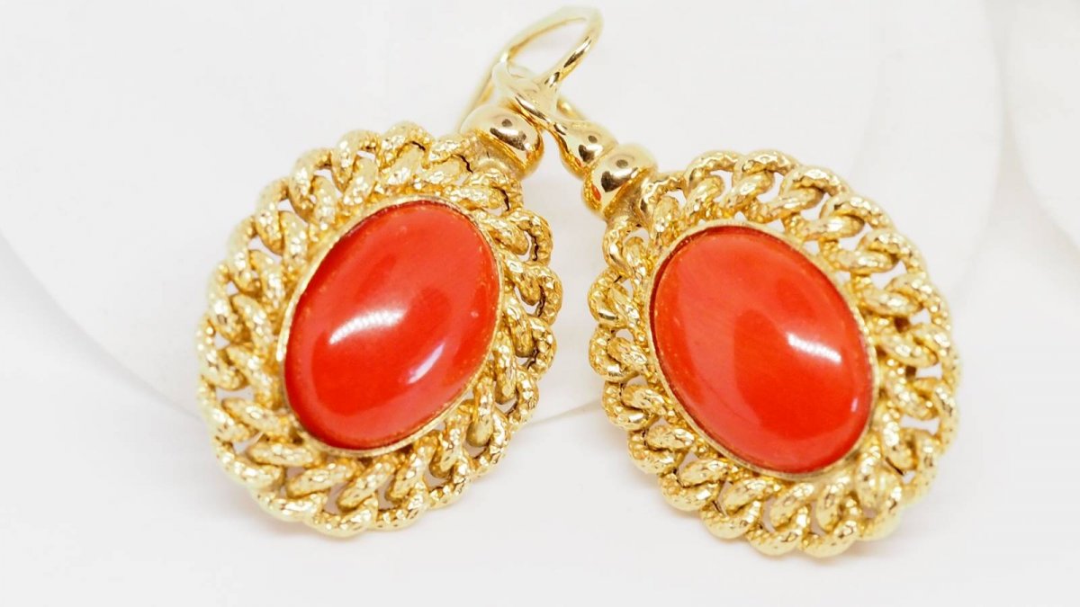 Yellow Gold And Coral Earrings-photo-2