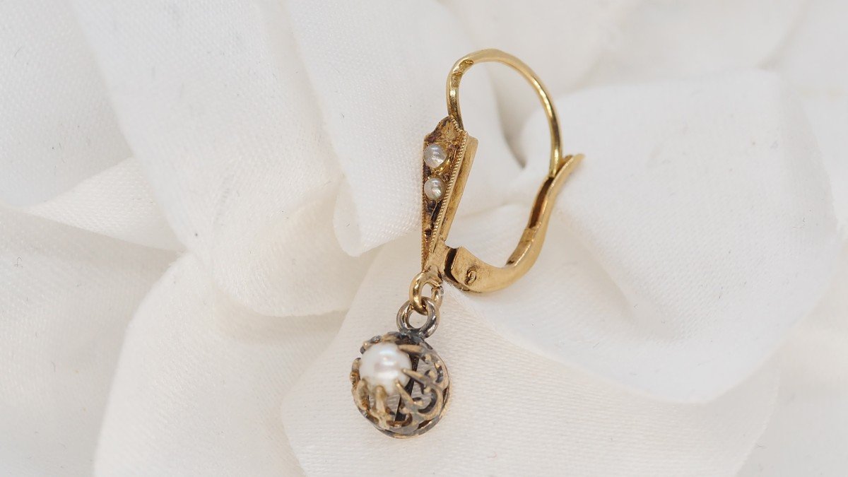 Antique Earrings In Yellow Gold And Fine Pearls-photo-3