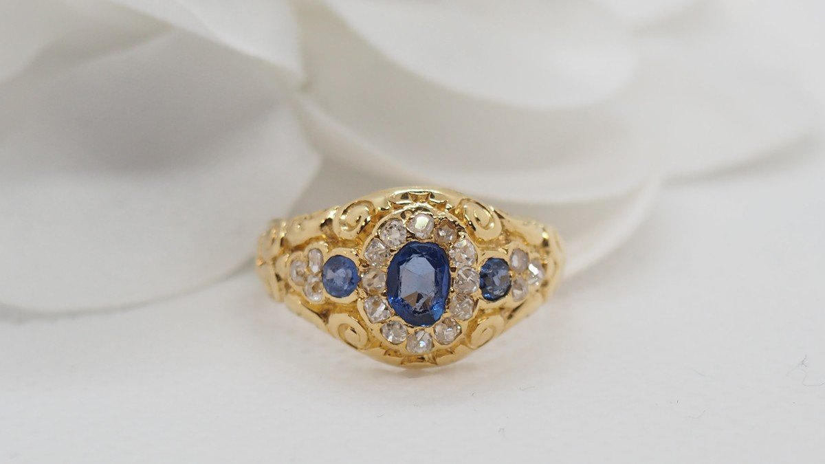 Bague Vintage En Or Jaune, Topaze Bleu Et Diamants