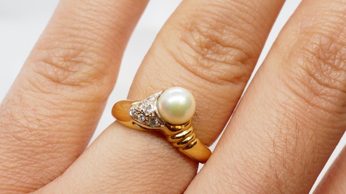Ring In Yellow Gold, Cultured Pearl And Diamonds-photo-1