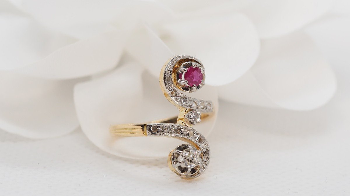 Toi Et Moi Ring In Yellow Gold And Platinum, Diamonds And Rubies-photo-4