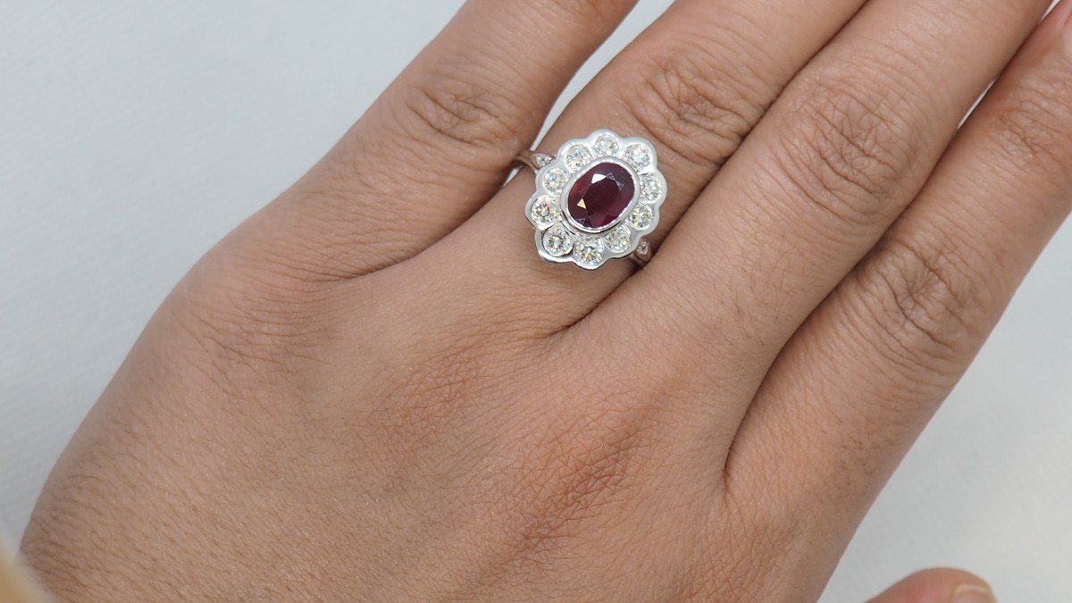 Bague Entourage En Or Blanc, Rubis Et Diamants-photo-2