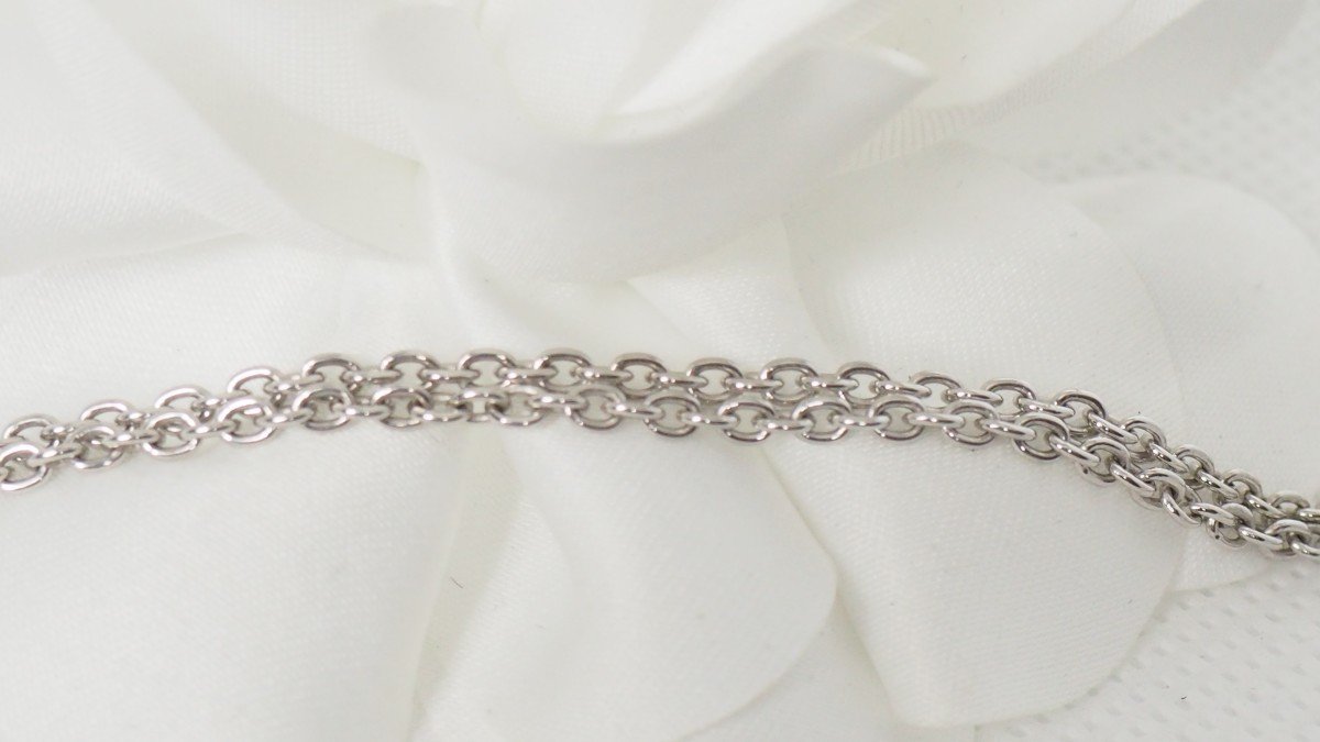 Bell Necklace In White Gold And Diamonds-photo-4