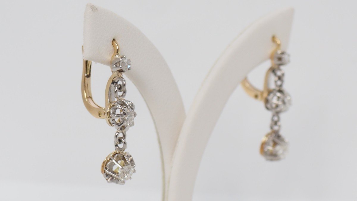 Sleepers In Yellow Gold Decorated With Diamonds-photo-3