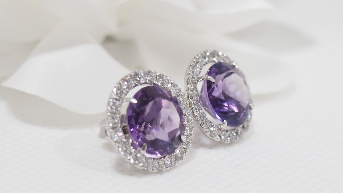 Earrings In White Gold, Round Amethysts And Diamonds-photo-4