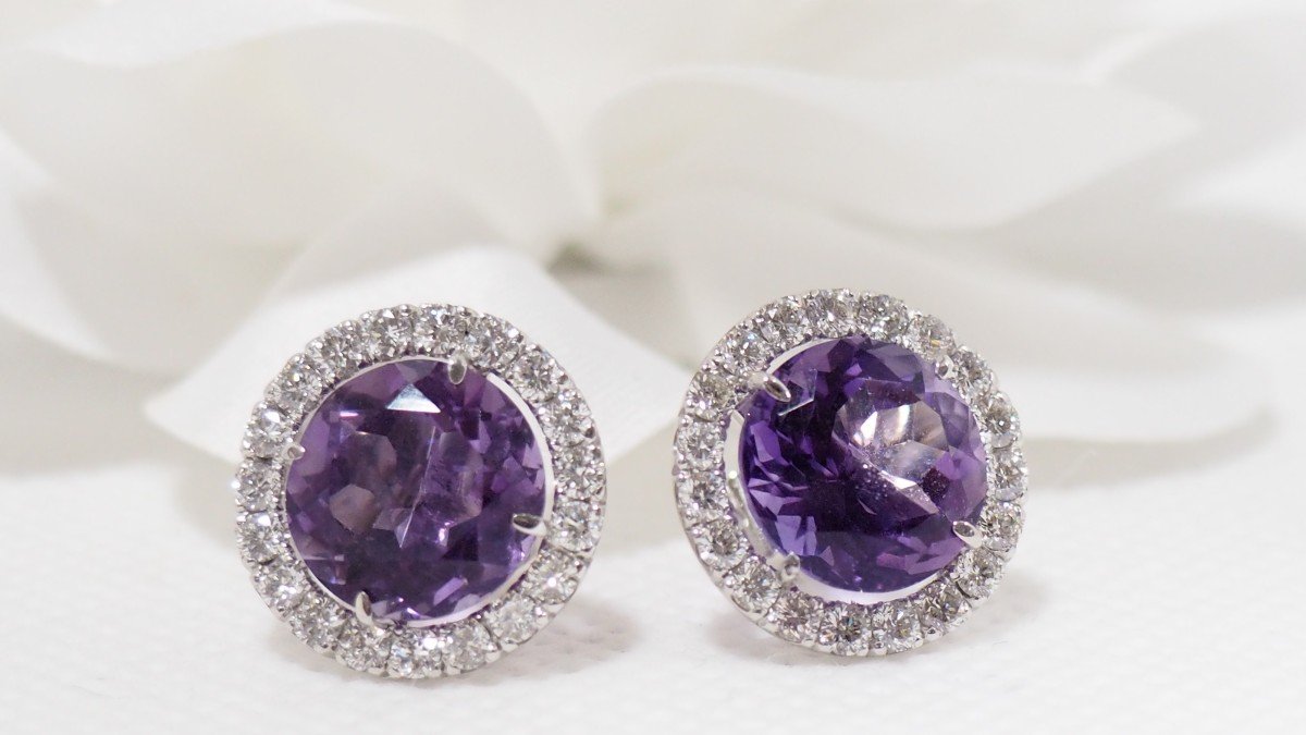 Earrings In White Gold, Round Amethysts And Diamonds-photo-3