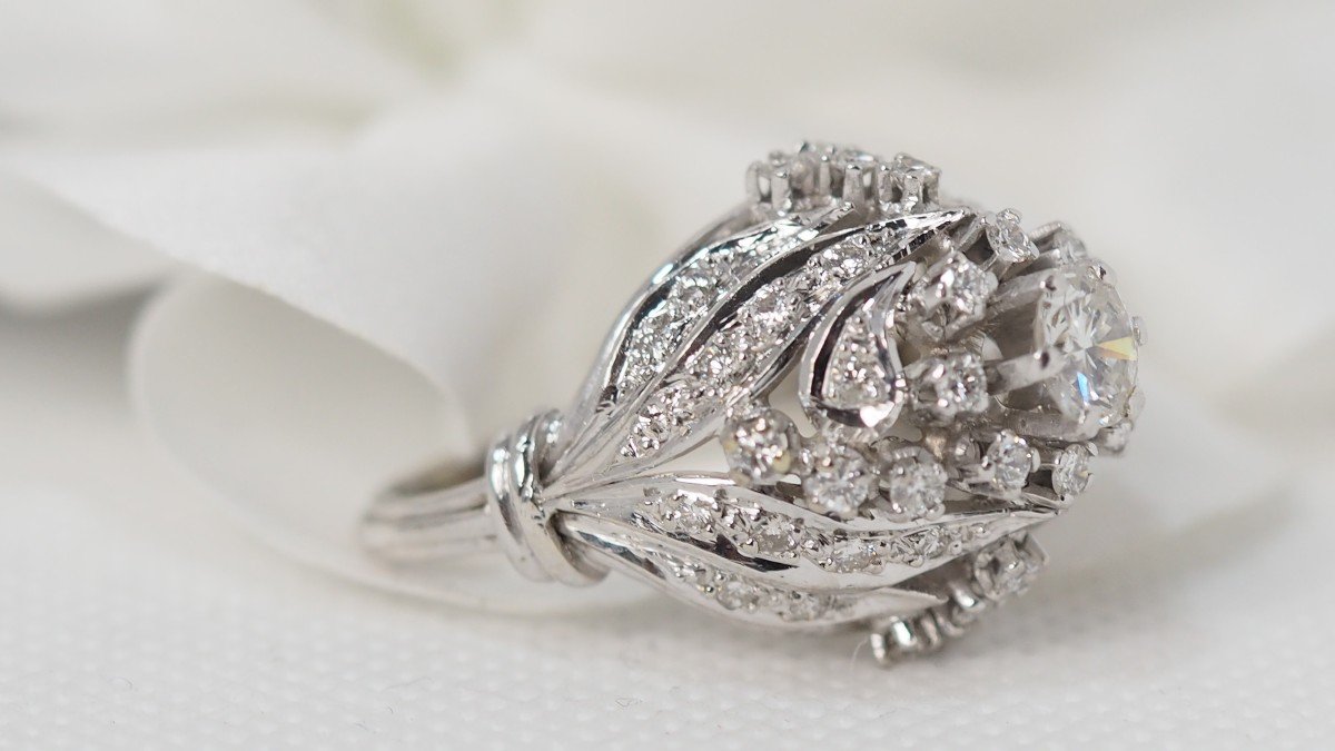 Dome Ring In White Gold And Diamonds-photo-2