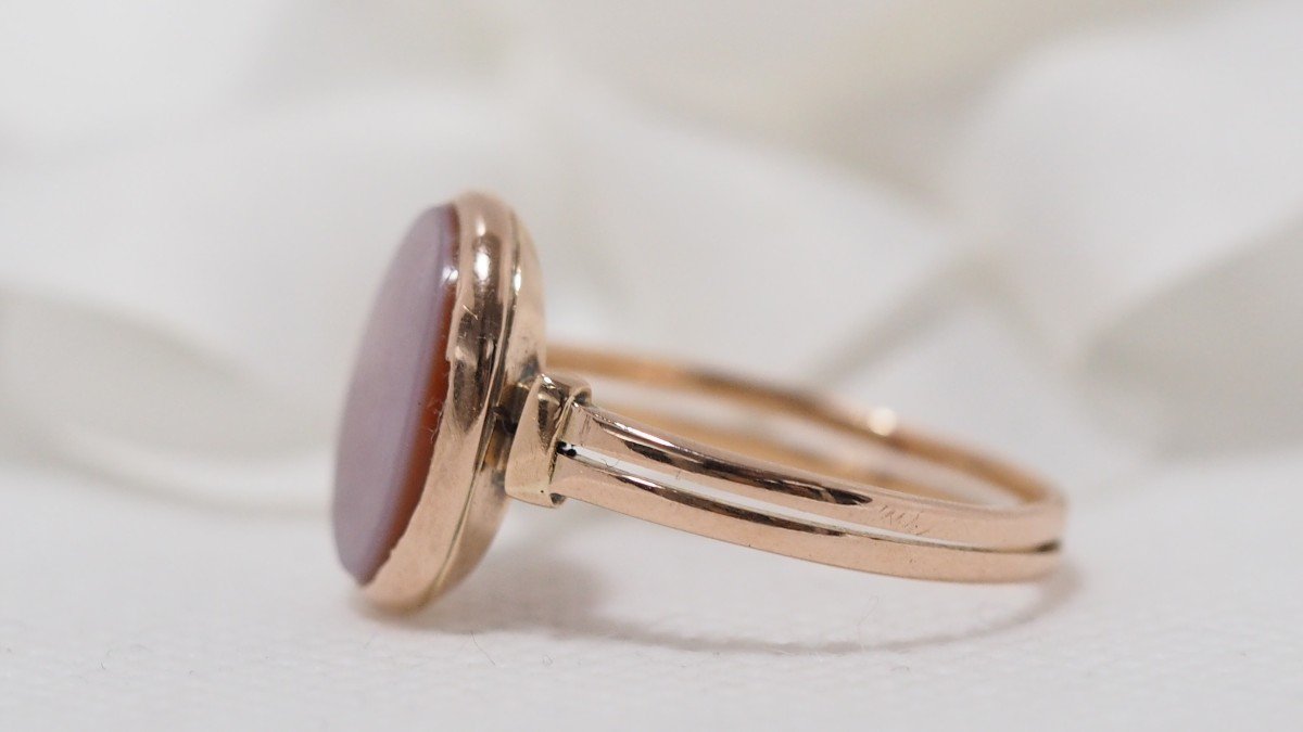 Rose Gold And Chalcedony Ring-photo-1