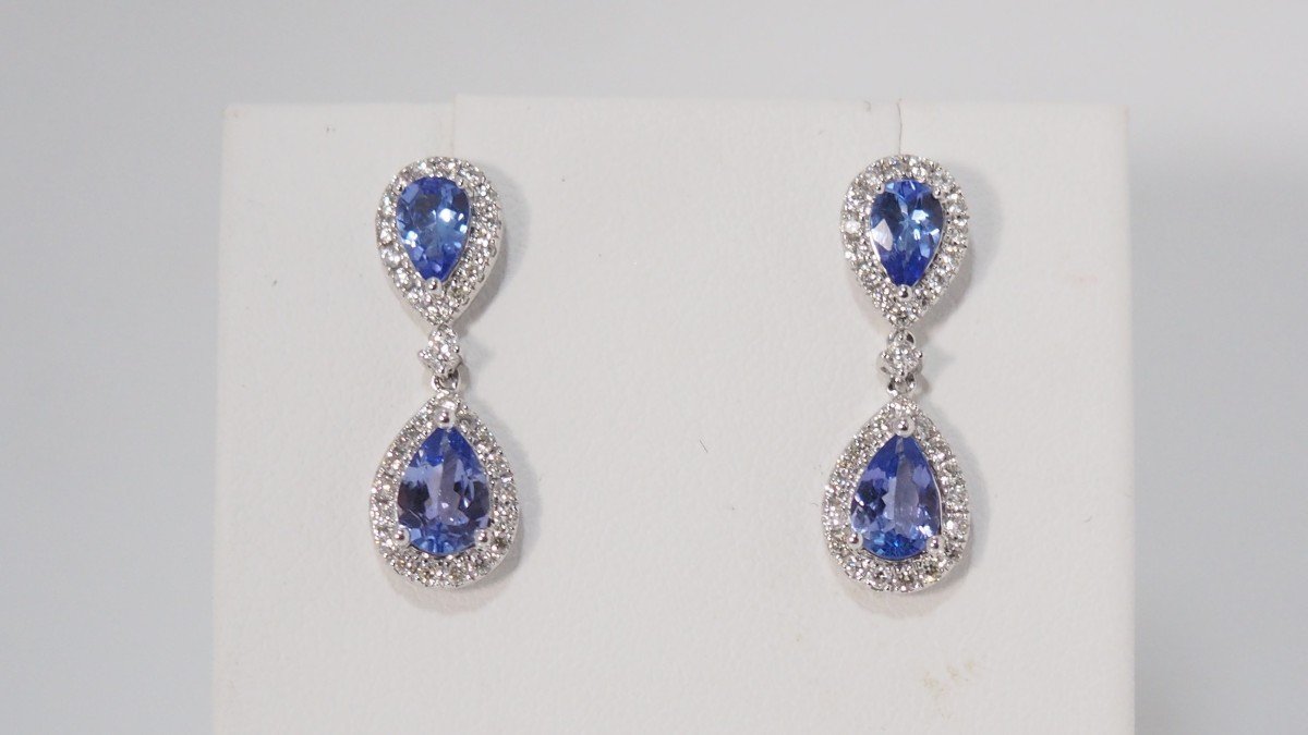 Boucles d'Oreilles En Or Blanc, Tanzanite Et Diamants