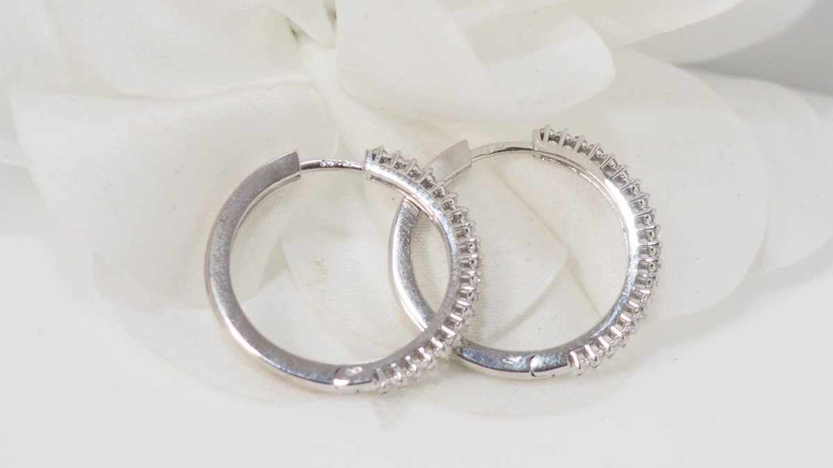 Semi Pavé Hoops In White Gold And Diamonds-photo-3