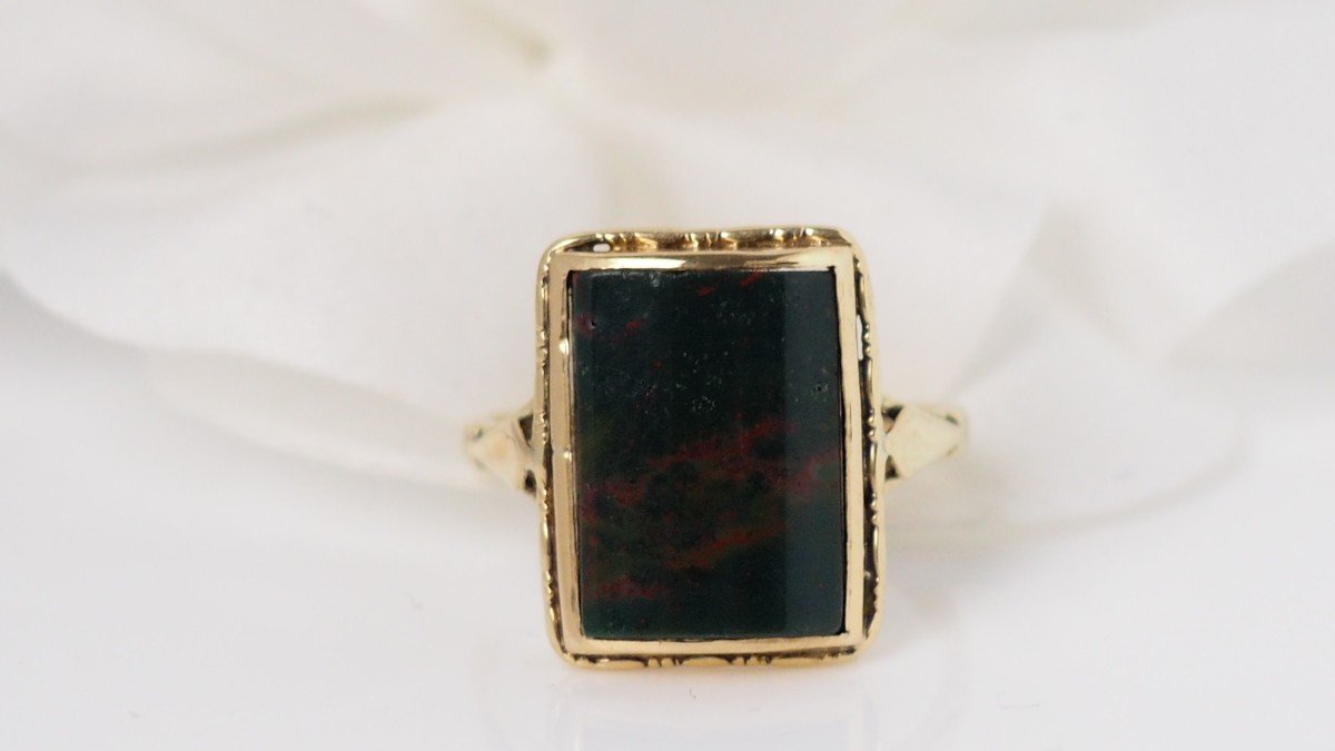 Vintage Ring In Yellow Gold And Green Stone-photo-2