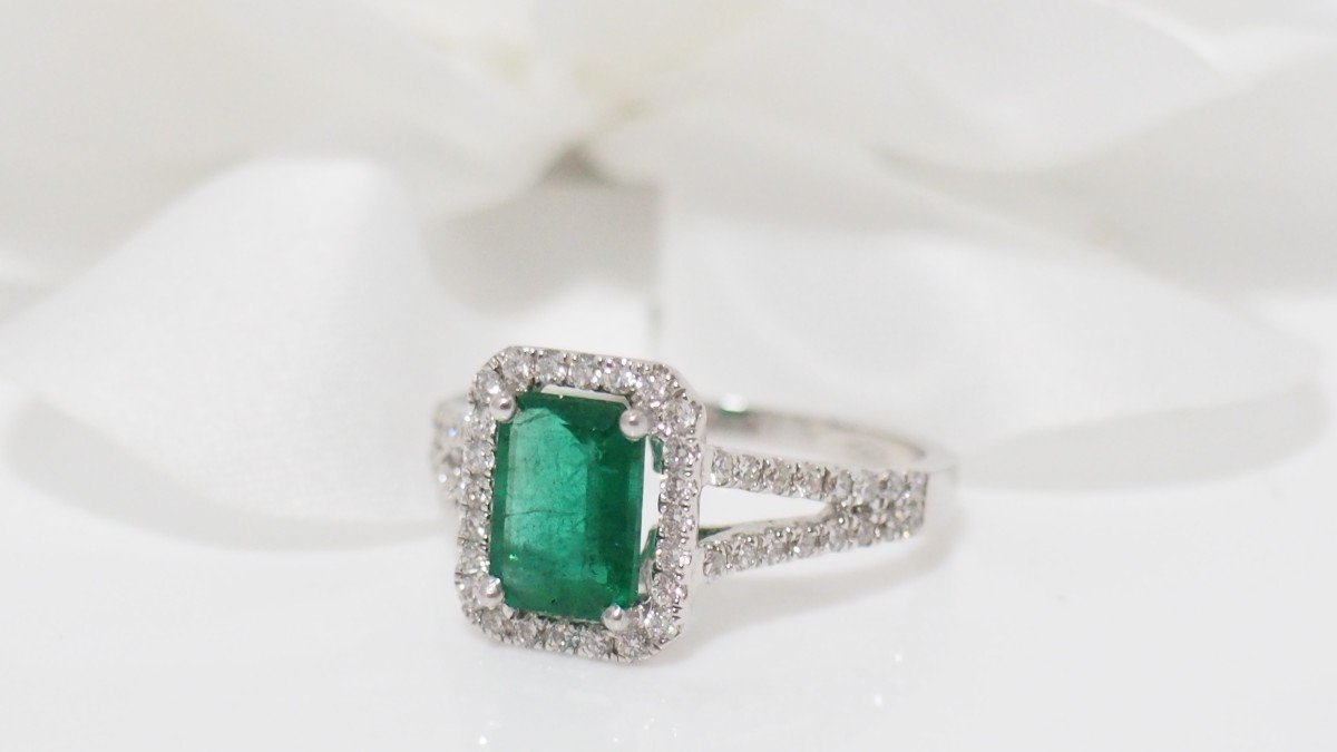 Bague En Or Blanc, Emeraude Et Diamants-photo-4