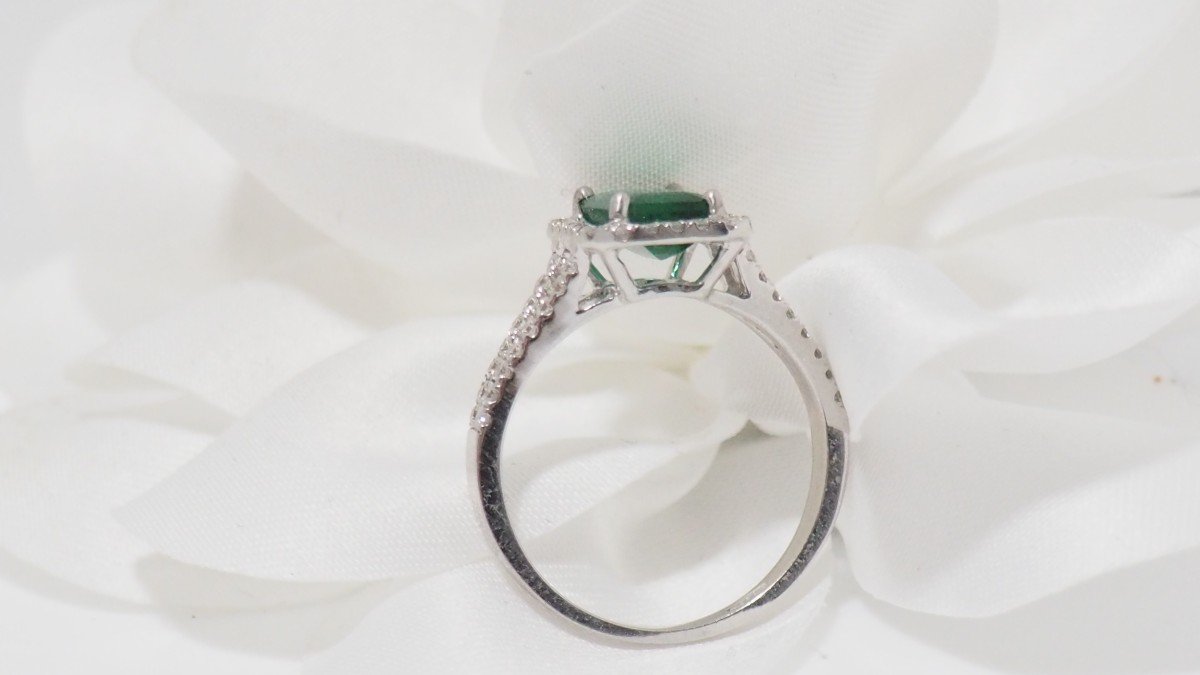 Bague En Or Blanc, Emeraude Et Diamants-photo-3