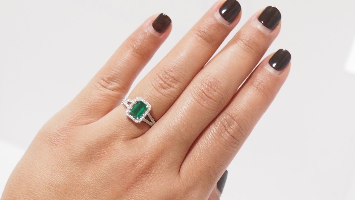 Bague En Or Blanc, Emeraude Et Diamants-photo-4