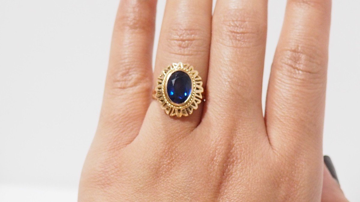 Vintage Ring In Yellow Gold And Synthetic Sapphire-photo-3