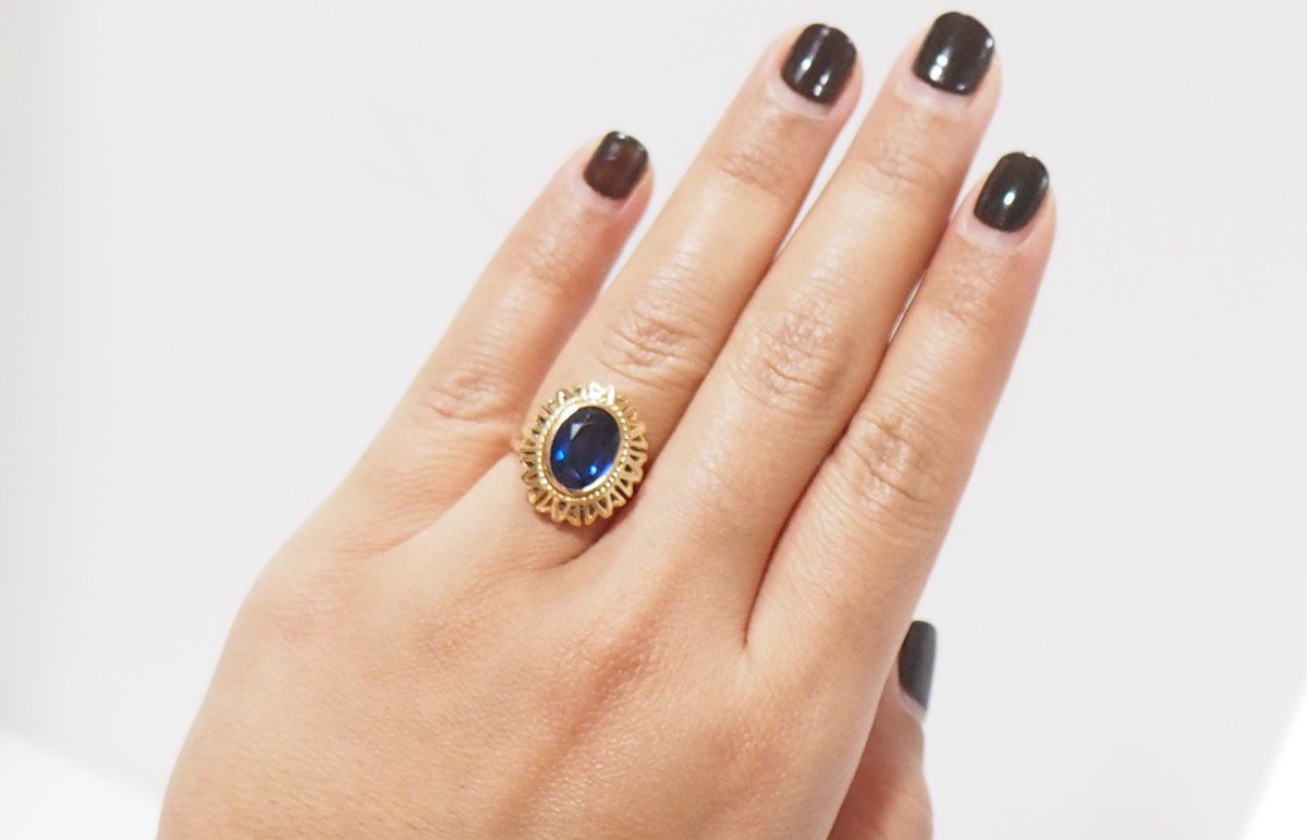 Vintage Ring In Yellow Gold And Synthetic Sapphire-photo-4