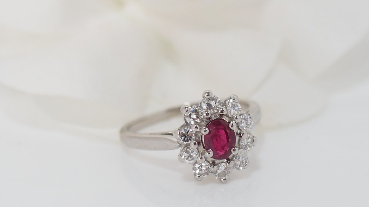 Daisy Ring In White Gold, Rubies And Diamonds-photo-3