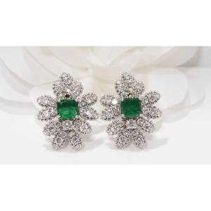 Boucles d'Oreilles En Or Blanc  Diamants Et émeraudes 