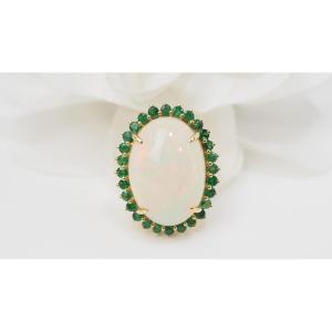 Oval Ring In Yellow Gold, Opal Cabochon And Emeralds