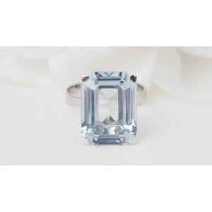 Bague Vintage En Or Blanc Et Aigue Marine